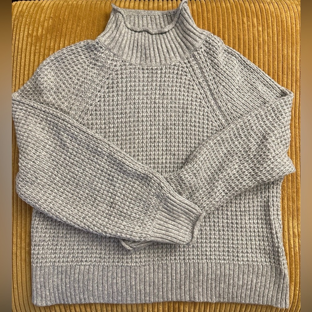 Crop Knit Mock Neck Sweater